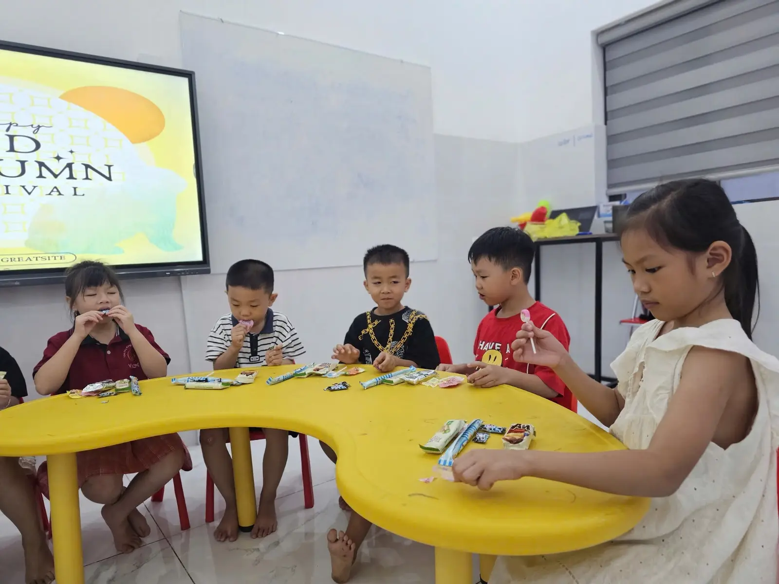 Luyện thi IELTS