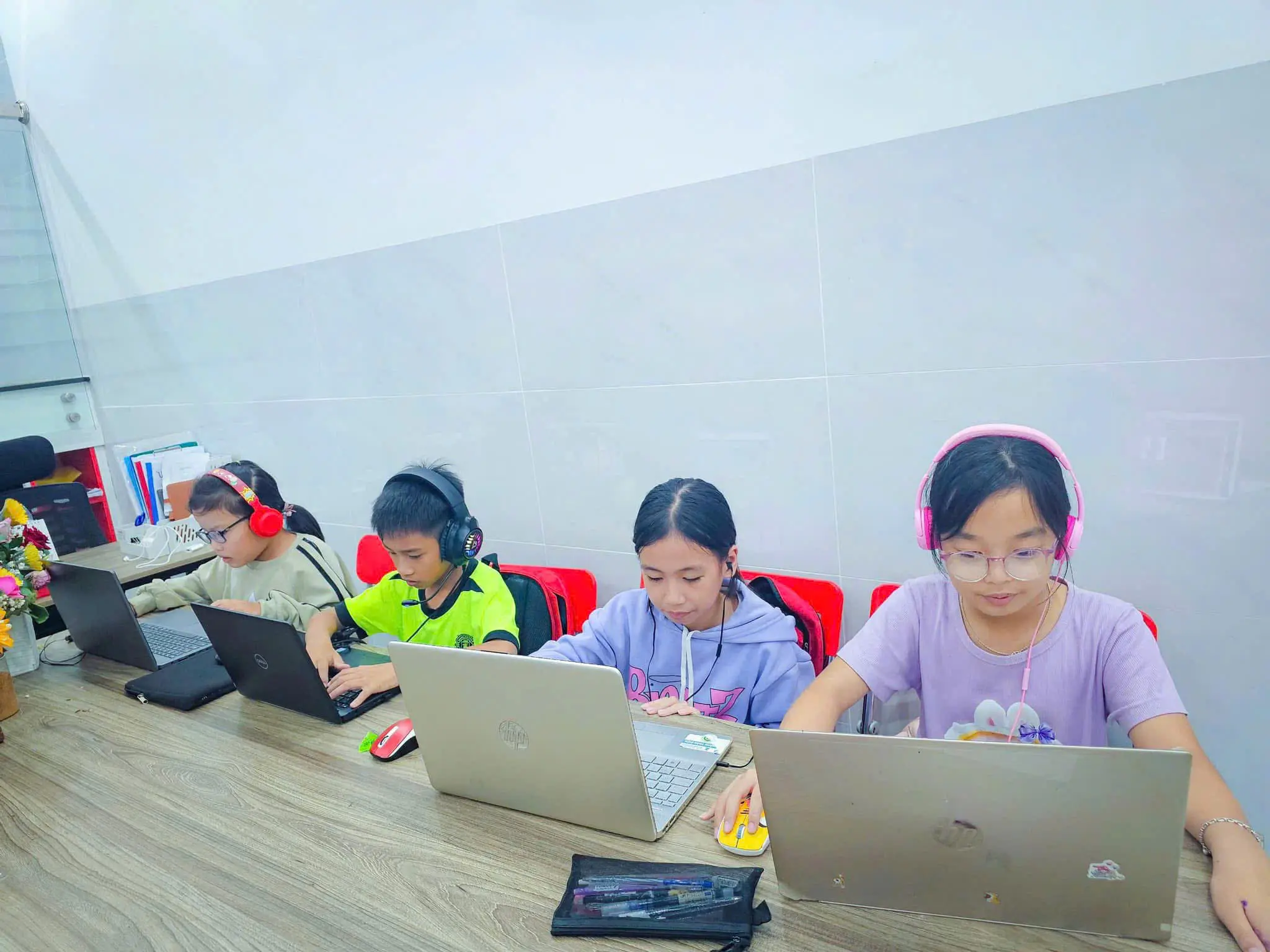 Một tiết học thú vị tại Việt Mỹ – Khi áp lực đúng cách tạo nên hiệu quả bất ngờ